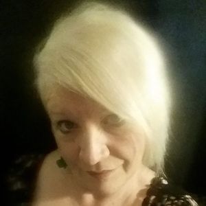 Meet your Posher, Sandy